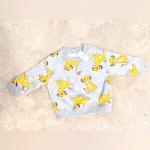NWT - Gap × Disney Baby VintageSoft Lion King Sweatshirt - Heather Grey - Size 1